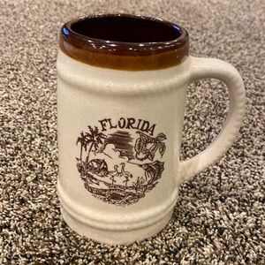 Vintage 1970s Florida souvenir mug